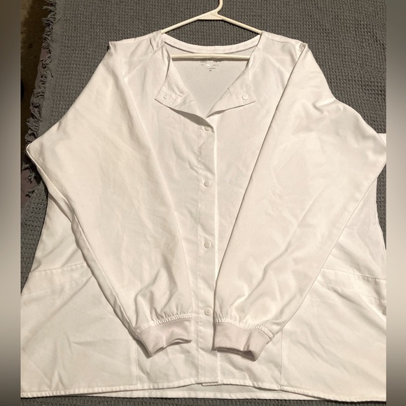 Lab coats - Picture 3 of 3